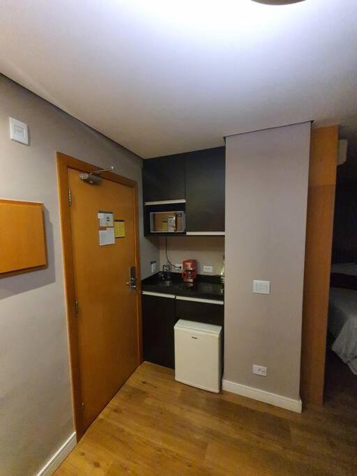Flat Jardins C/ Garagem Prox Paulista E Ibirapuera *